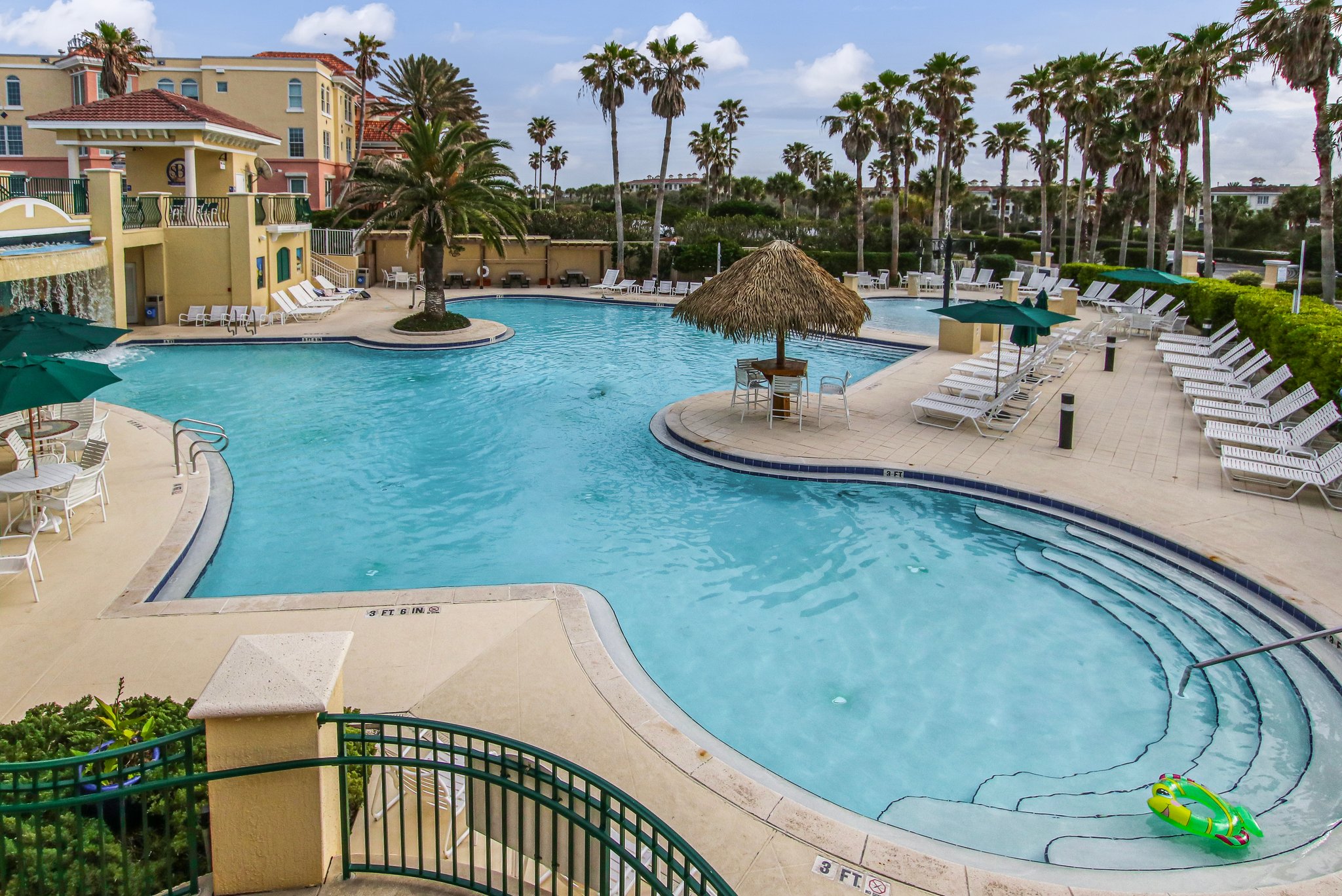 Serenata Beach Lagoon Pool