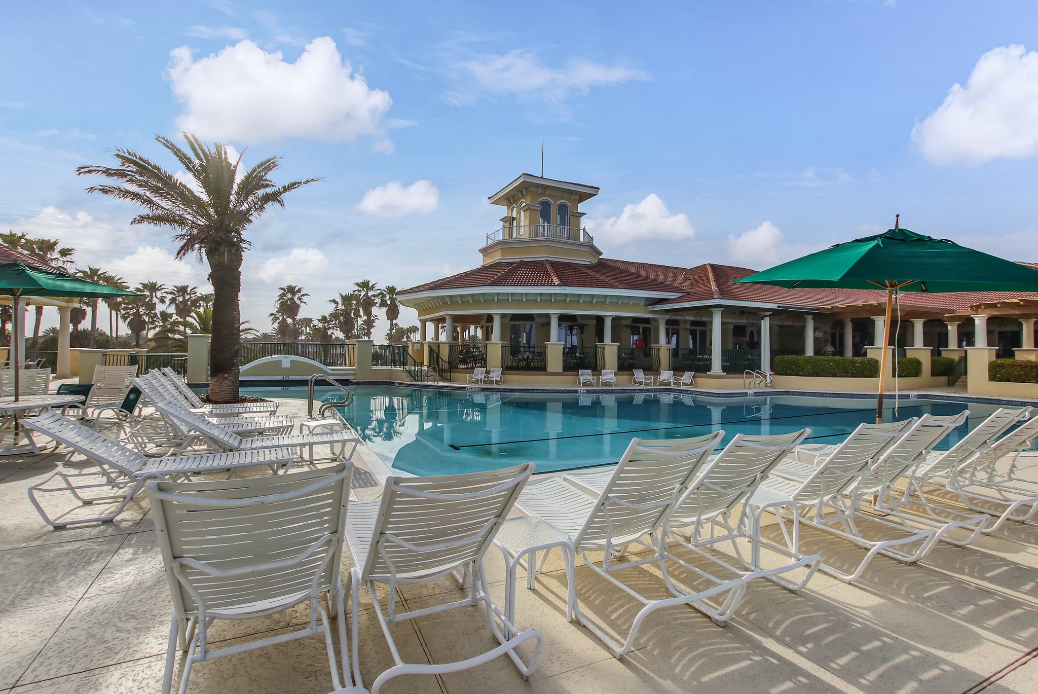 Serenata Beach Club Adult Pool