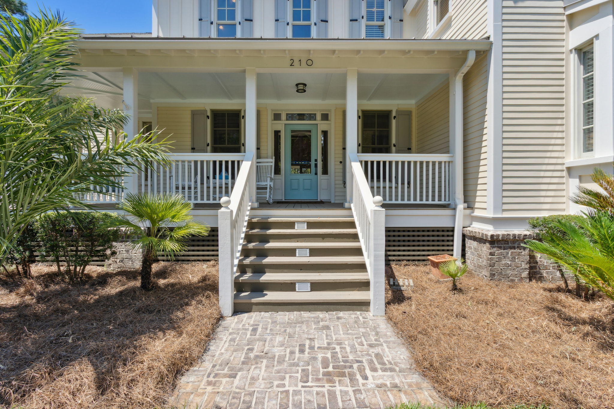 Front Entry Detail