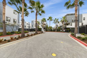  Photo 0