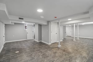 W 111th St-S0509-026.jpg