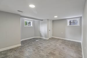 W 111th St-S0509-029.jpg