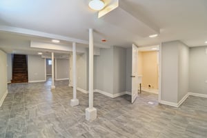 W 111th St-S0509-034.jpg