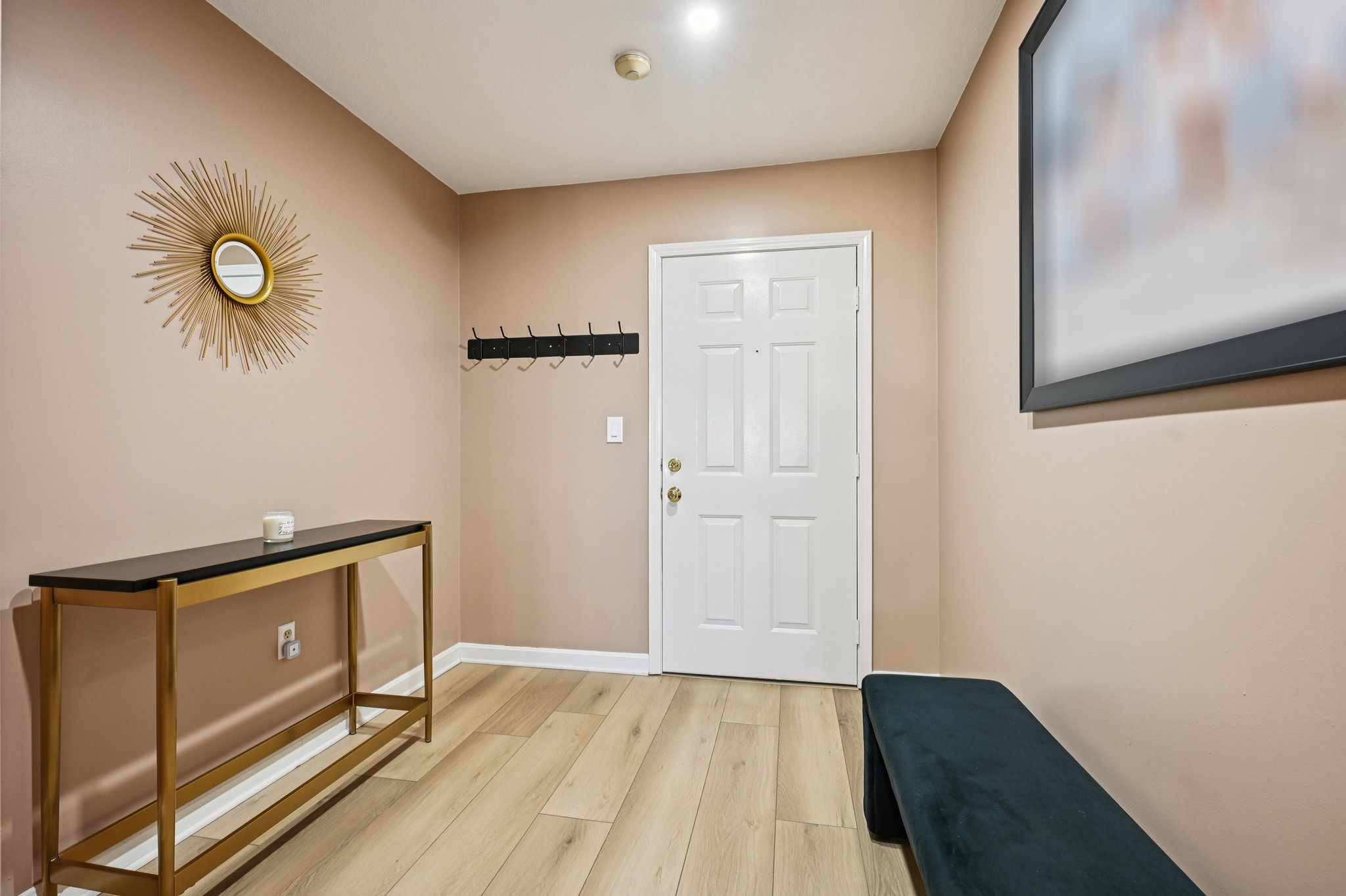 Washington St apt 10-S1004-004.jpg