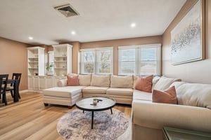 Washington St apt 10-S1004-005.jpg