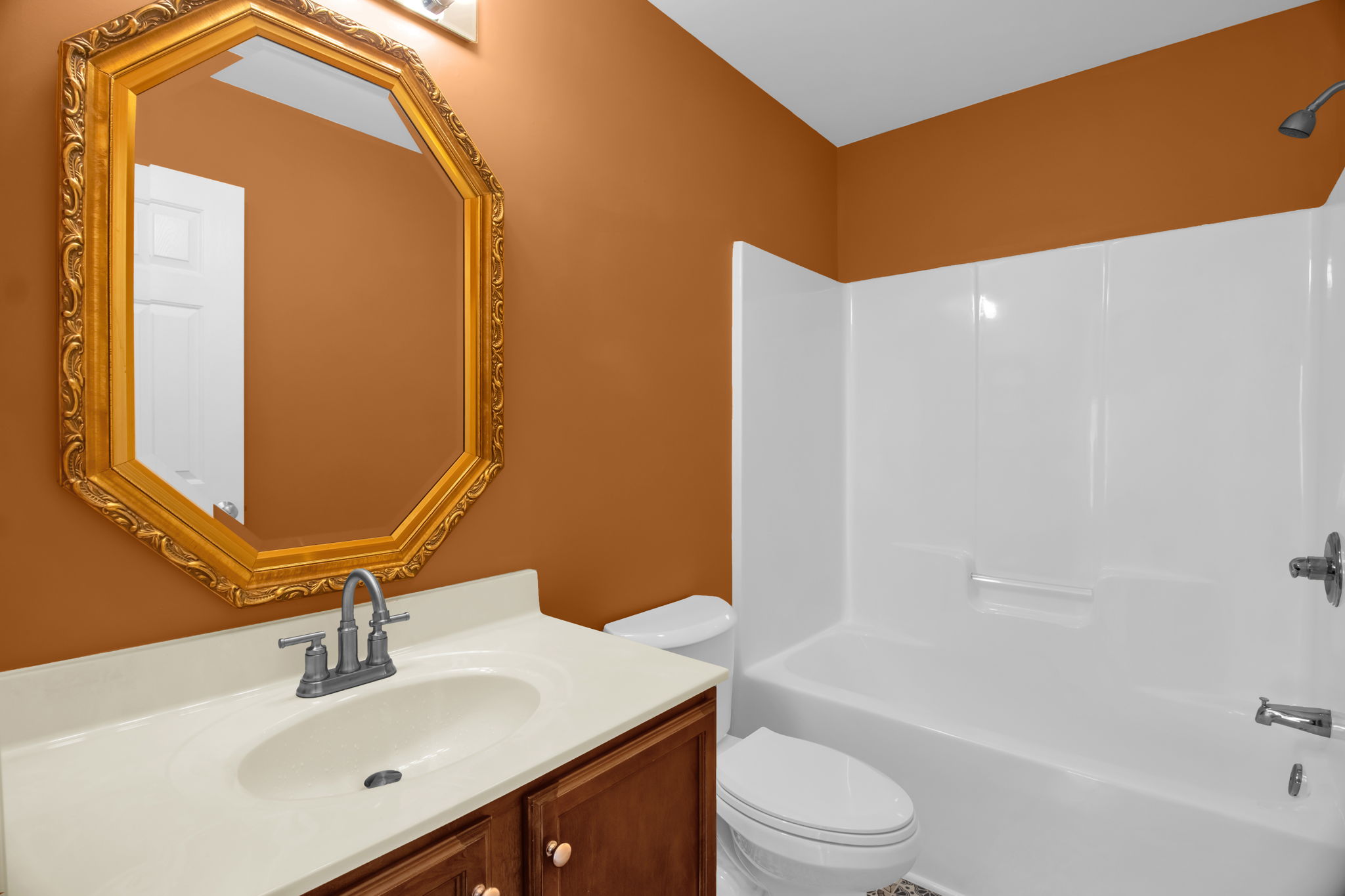 210 Waters Edge Dr-25