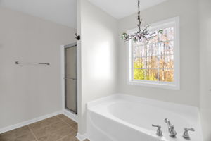 210 Waters Edge Dr-23