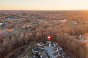 210 Waters Edge Dr-36