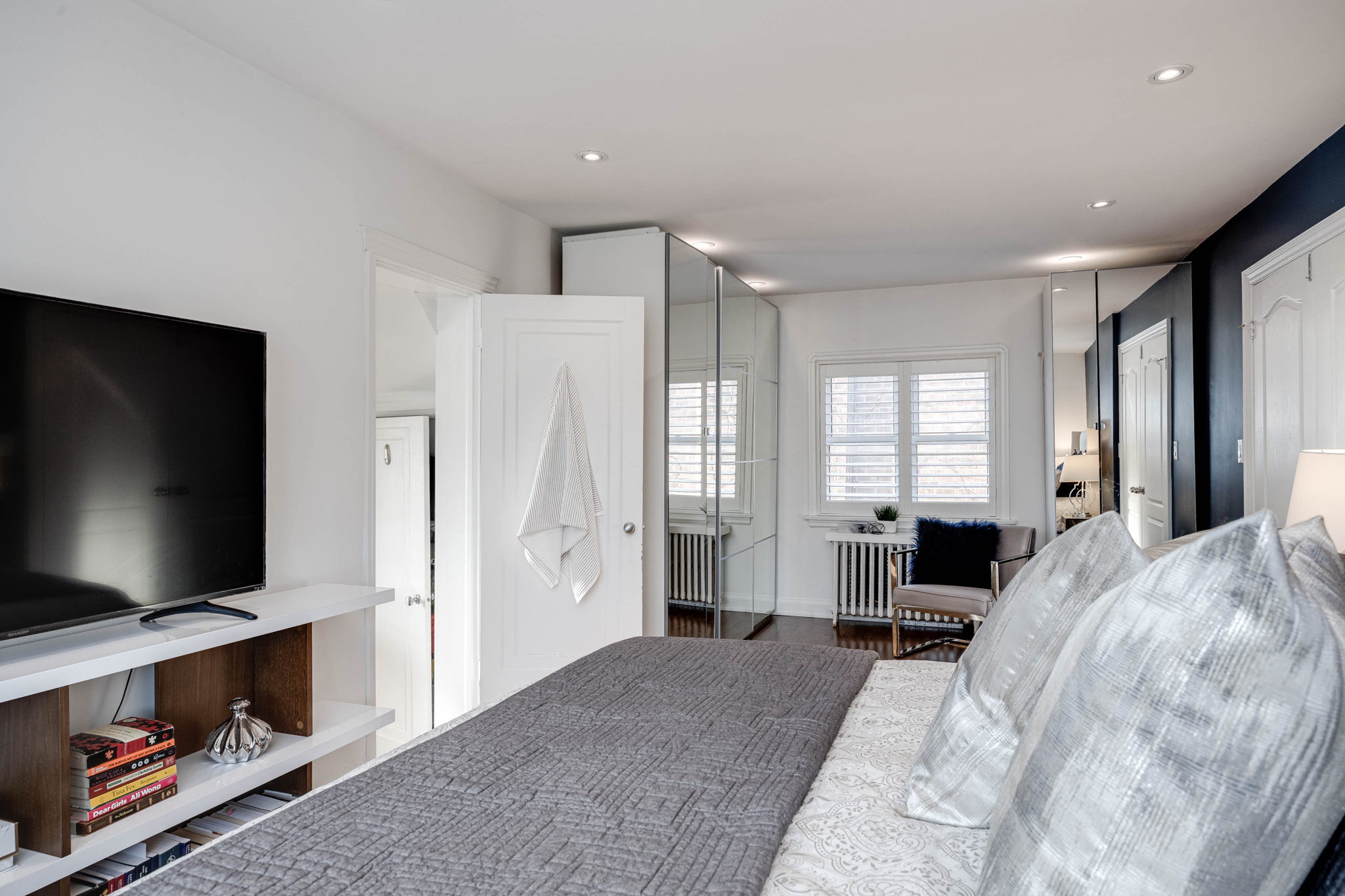 Toronto property showcase — delivered property photograph 36