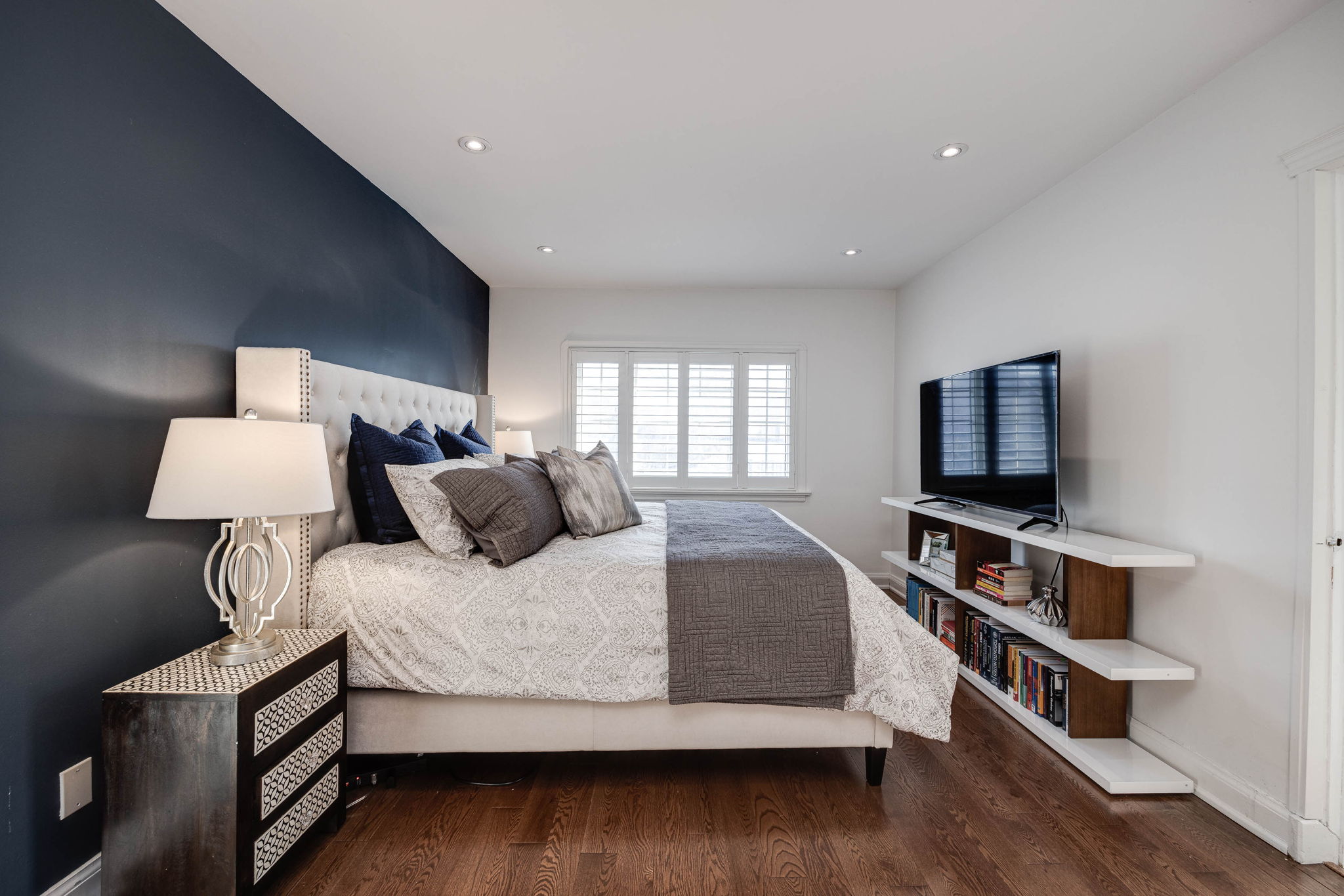 Toronto property showcase — delivered property photograph 32