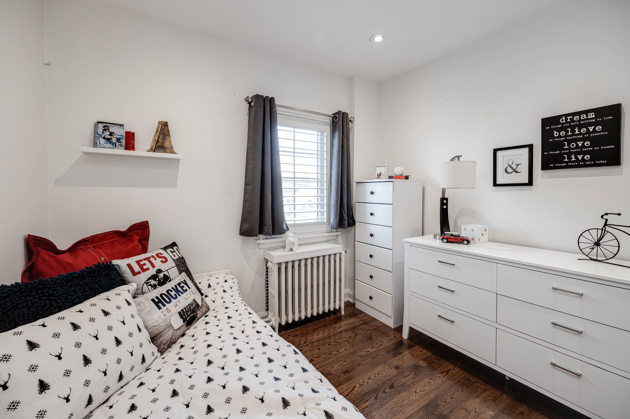 Toronto property showcase — delivered property photograph 28