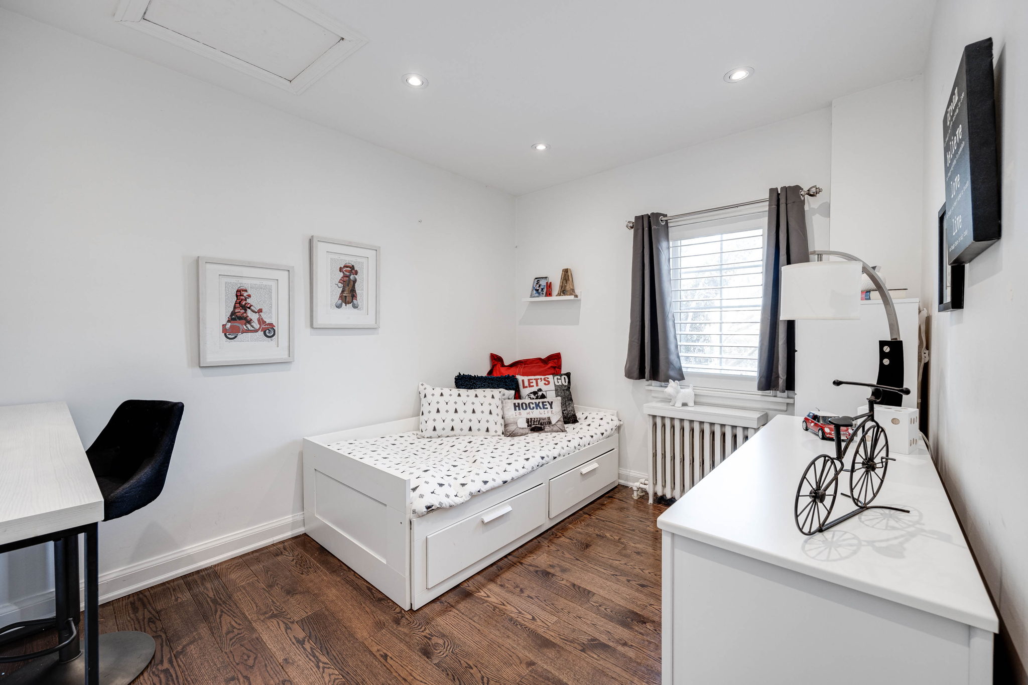 Toronto property showcase — delivered property photograph 27