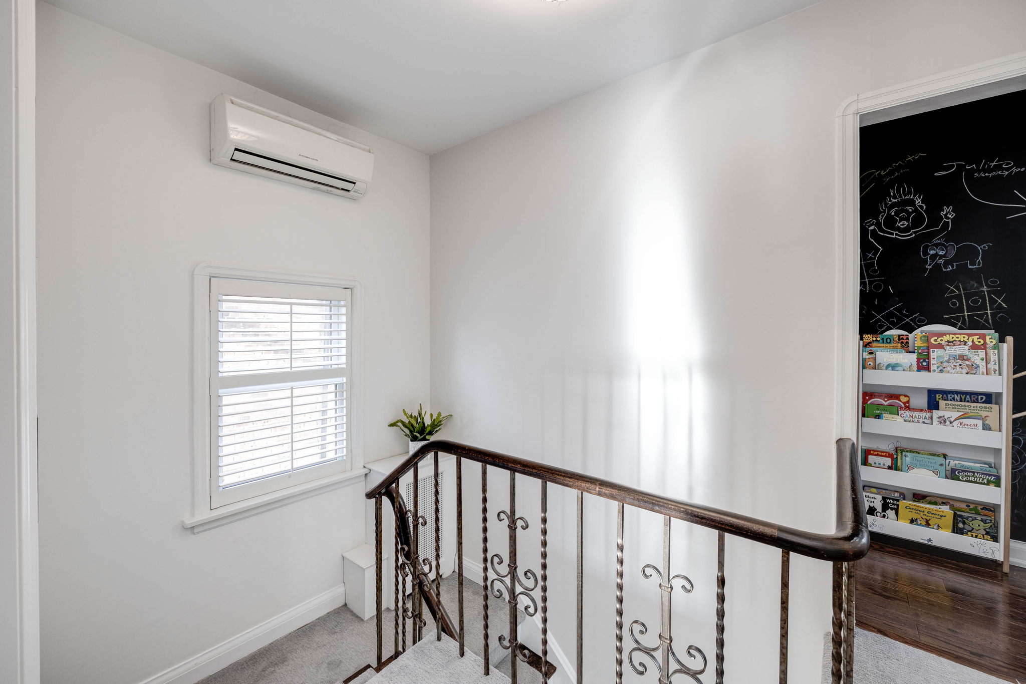 Toronto property showcase — delivered property photograph 23