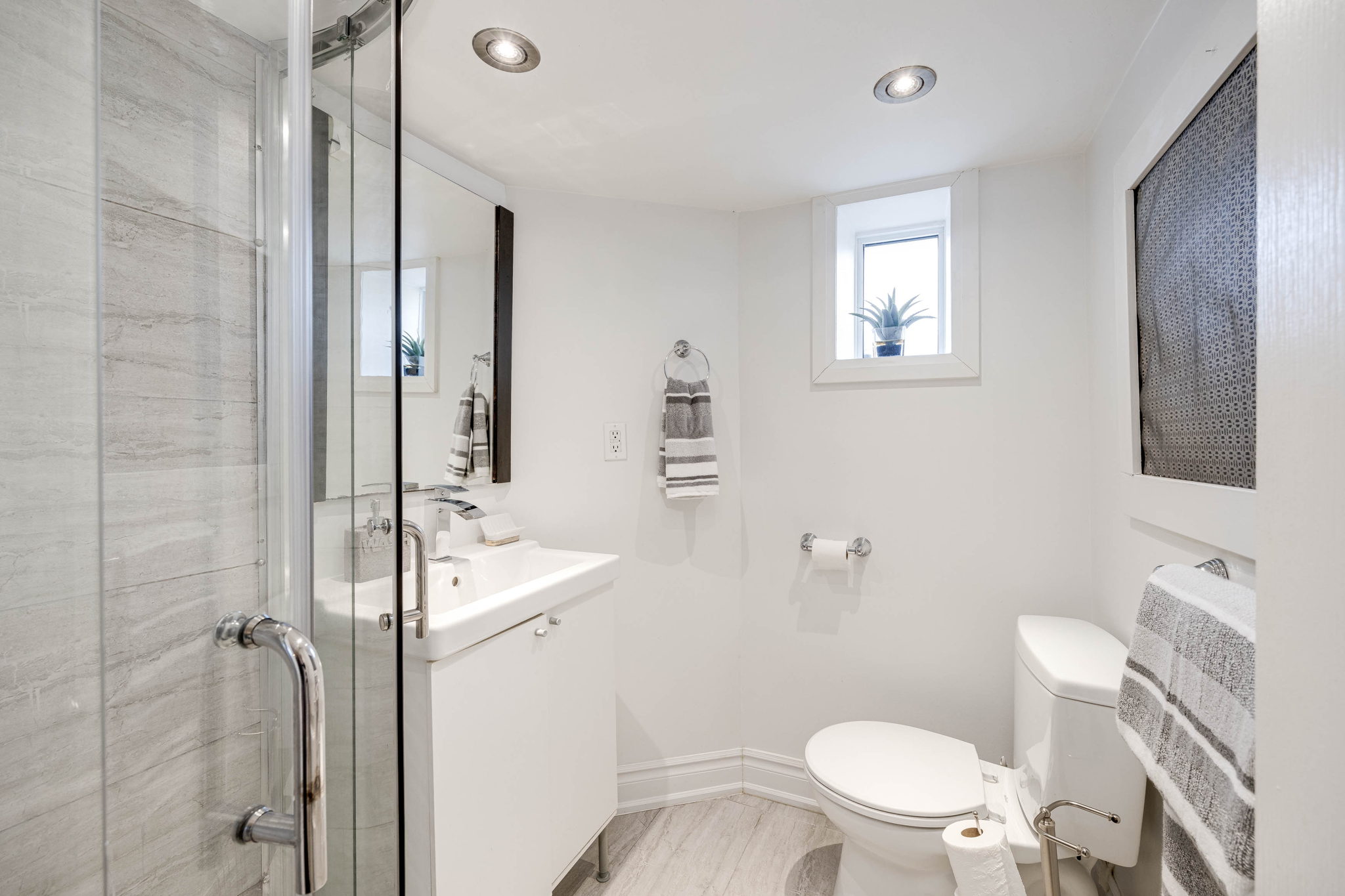 Toronto property showcase — delivered property photograph 46