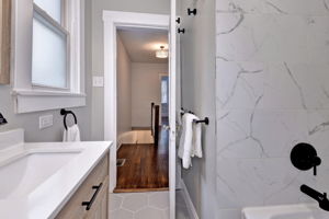 Full Bathroom on the 2nd floor