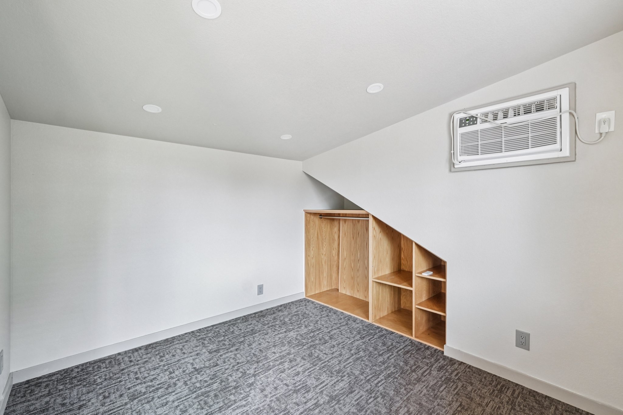 Routt St-S2708-060.jpg