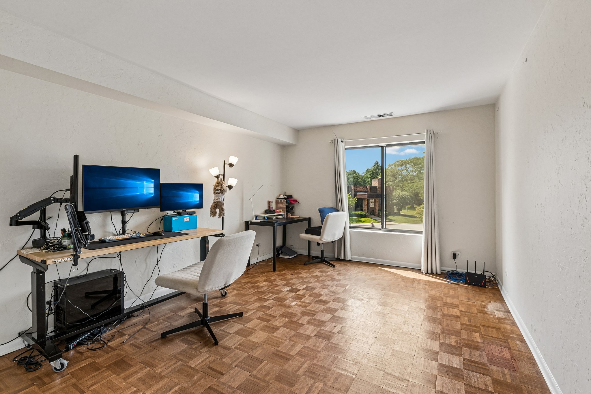 Valencia Dr 215B-S0109-024.jpg