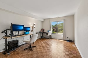 Valencia Dr 215B-S0109-024.jpg