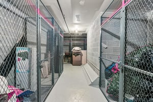Valencia Dr 215B-S0109-028.jpg
