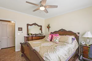 Welch St c113-S1408-012.jpg