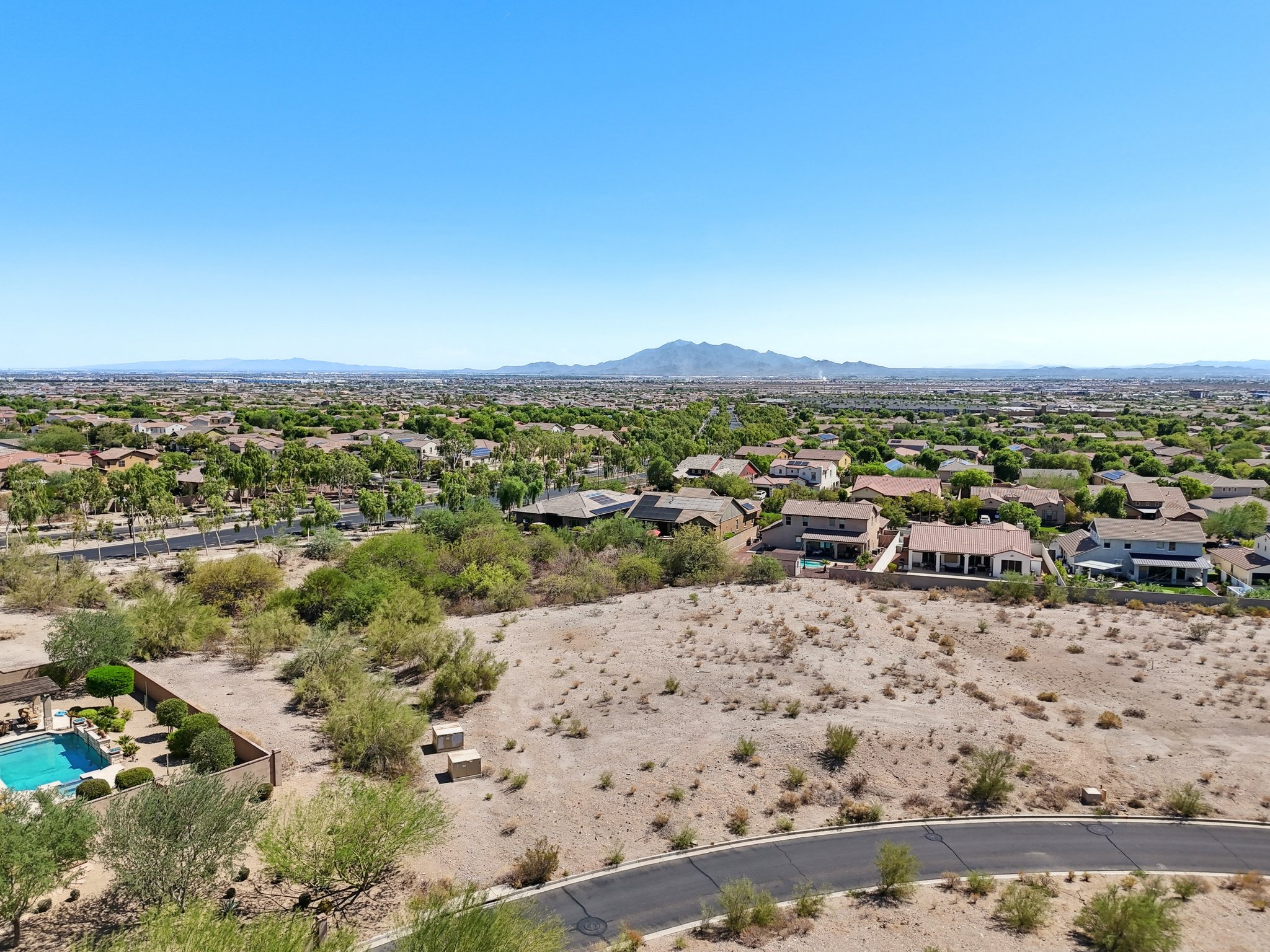 21009 W Mountain Cove Pl - 006.jpg