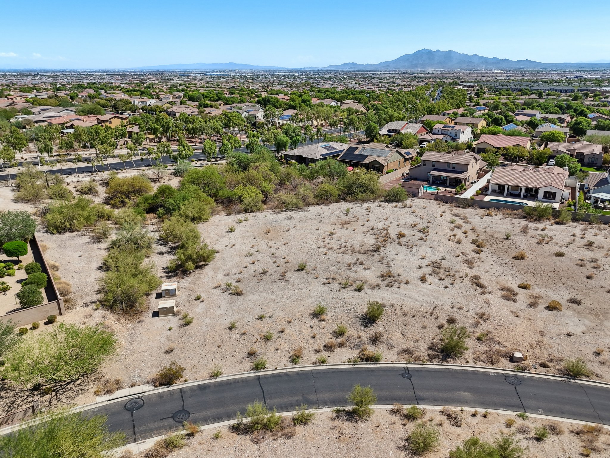21009 W Mountain Cove Pl - 018.jpg