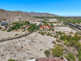 21009 W Mountain Cove Pl - 011.jpg