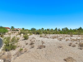 21009 W Mountain Cove Pl - 014.jpg