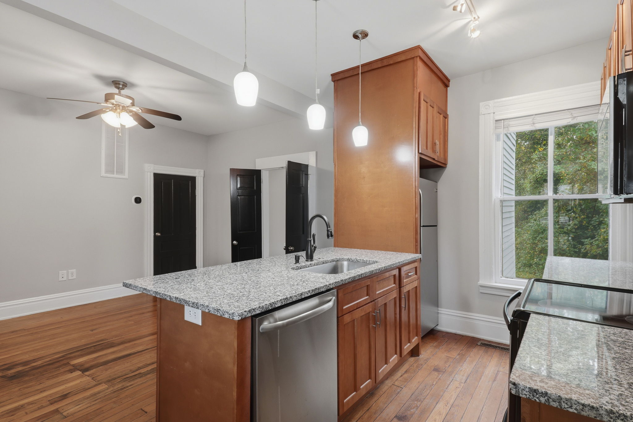 28-Unit 1 Kitchen