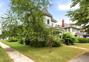  Photo 46
