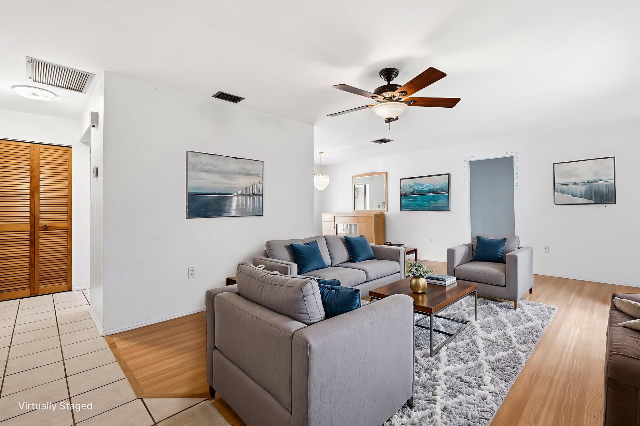 DSC04696 virtually staged.jpeg