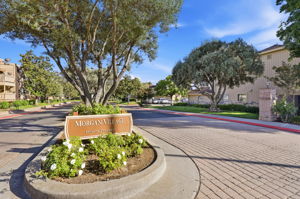 046_F8_2101 Darnis Cir