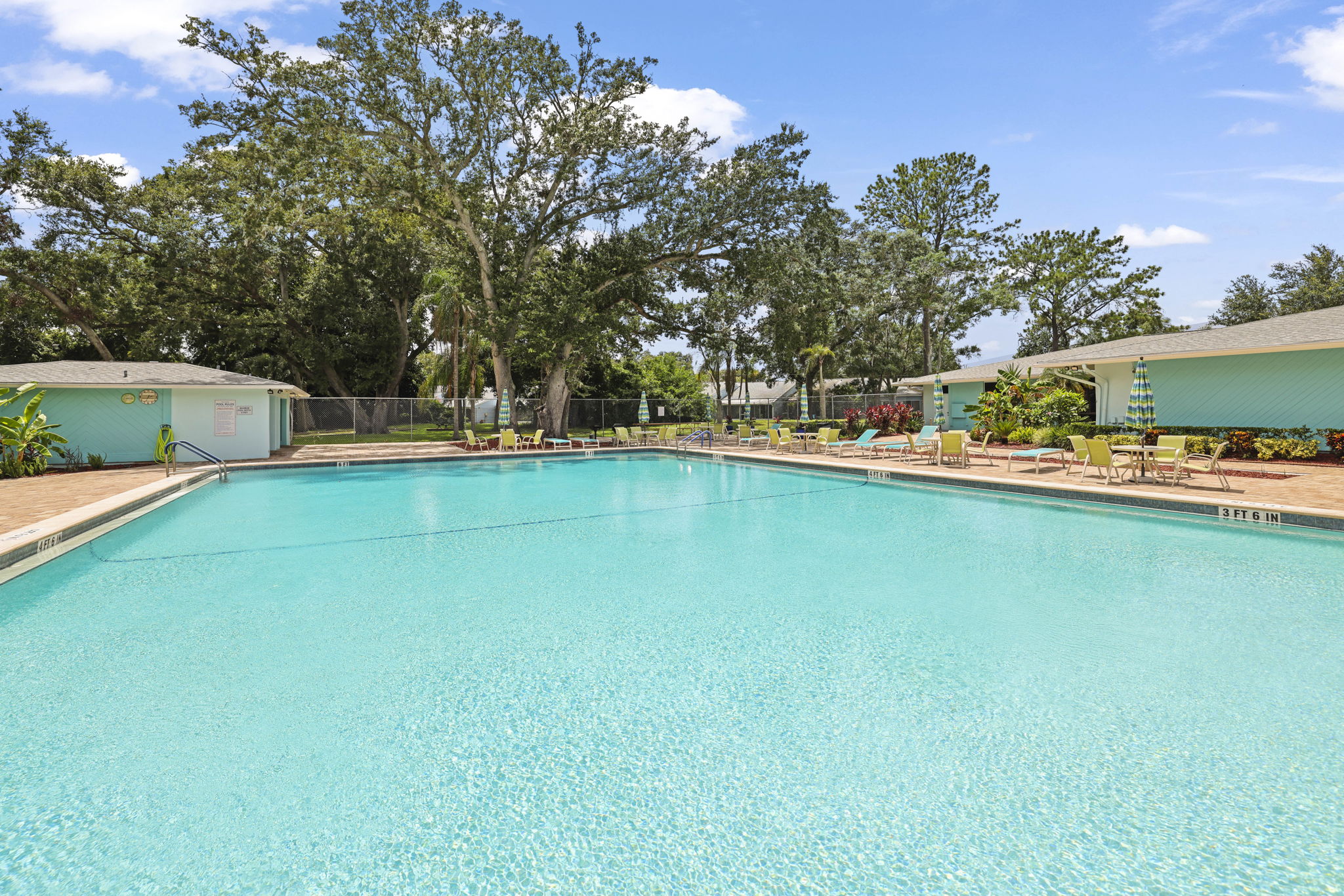 Community Pool - 495A0139