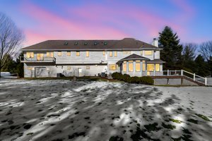 2101 Timberwood Dr Chanhassen MN_0021 day to dusk.jpeg