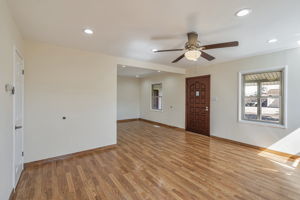 006_2101 W Ave 136th 