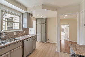012_2101 W Ave 136th 
