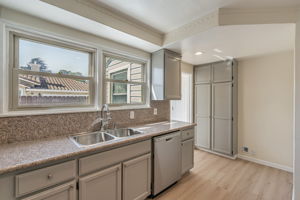013_2101 W Ave 136th 