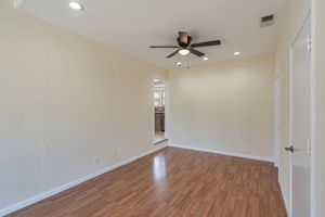 021_2101 W Ave 136th 