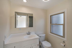 036_2101 W Ave 136th 