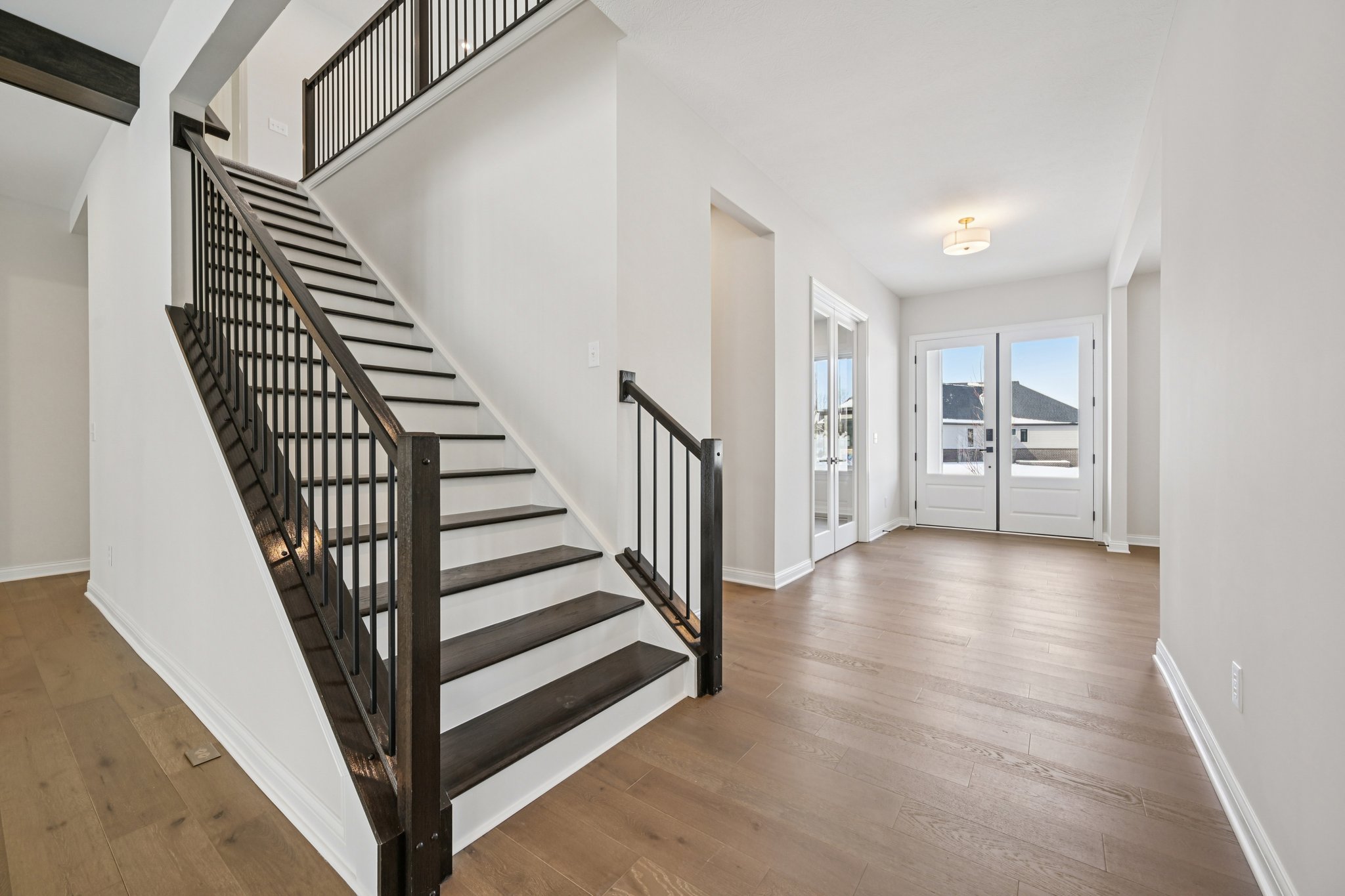 Thornborough Dr-S3001-007.jpg