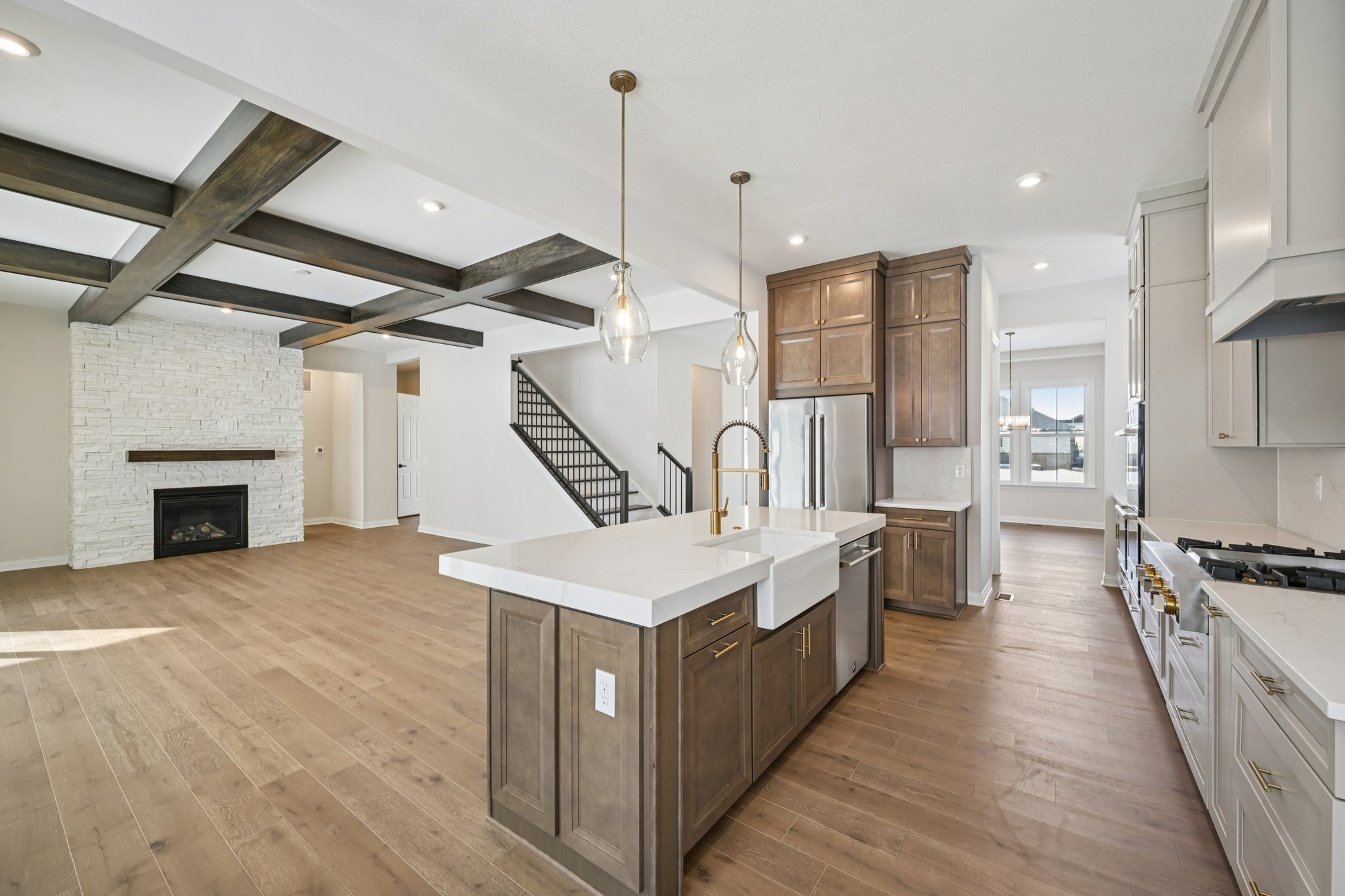 Thornborough Dr-S3001-012.jpg