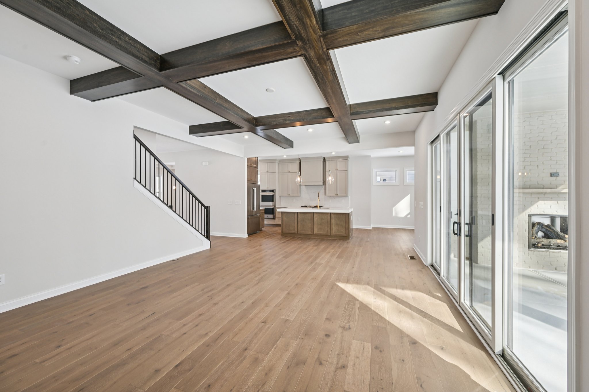 Thornborough Dr-S3001-016.jpg