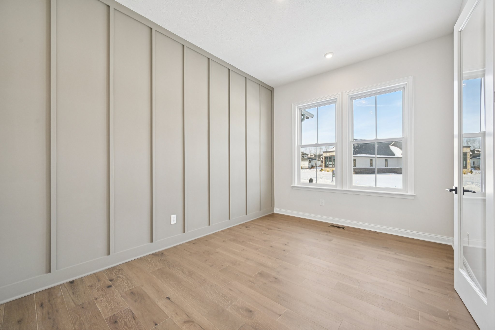 Thornborough Dr-S3001-020.jpg