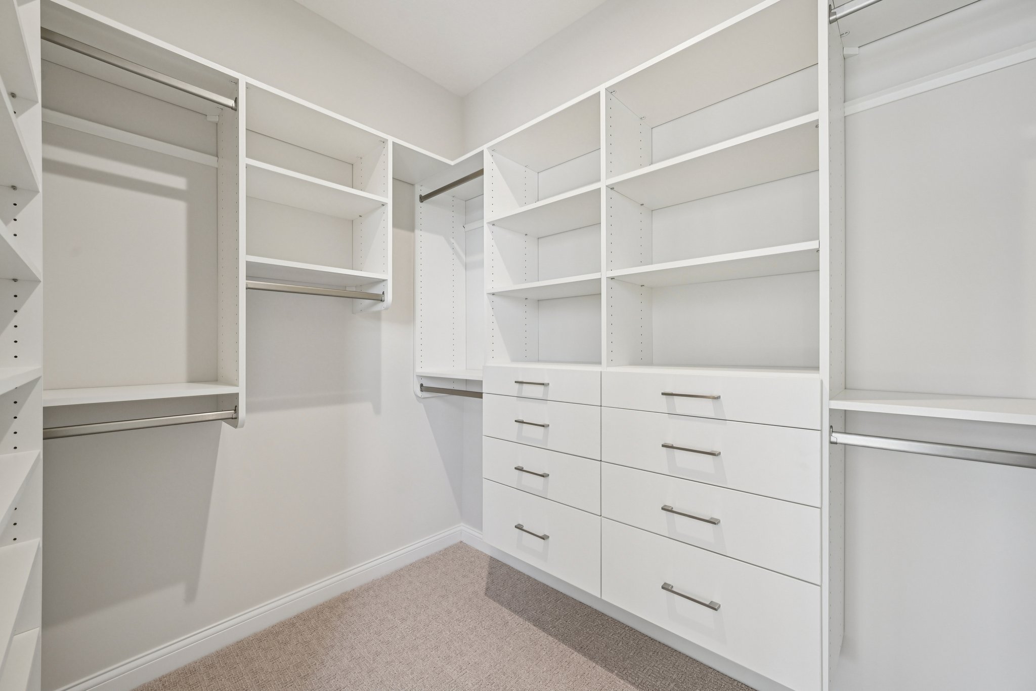 Thornborough Dr-S3001-032.jpg