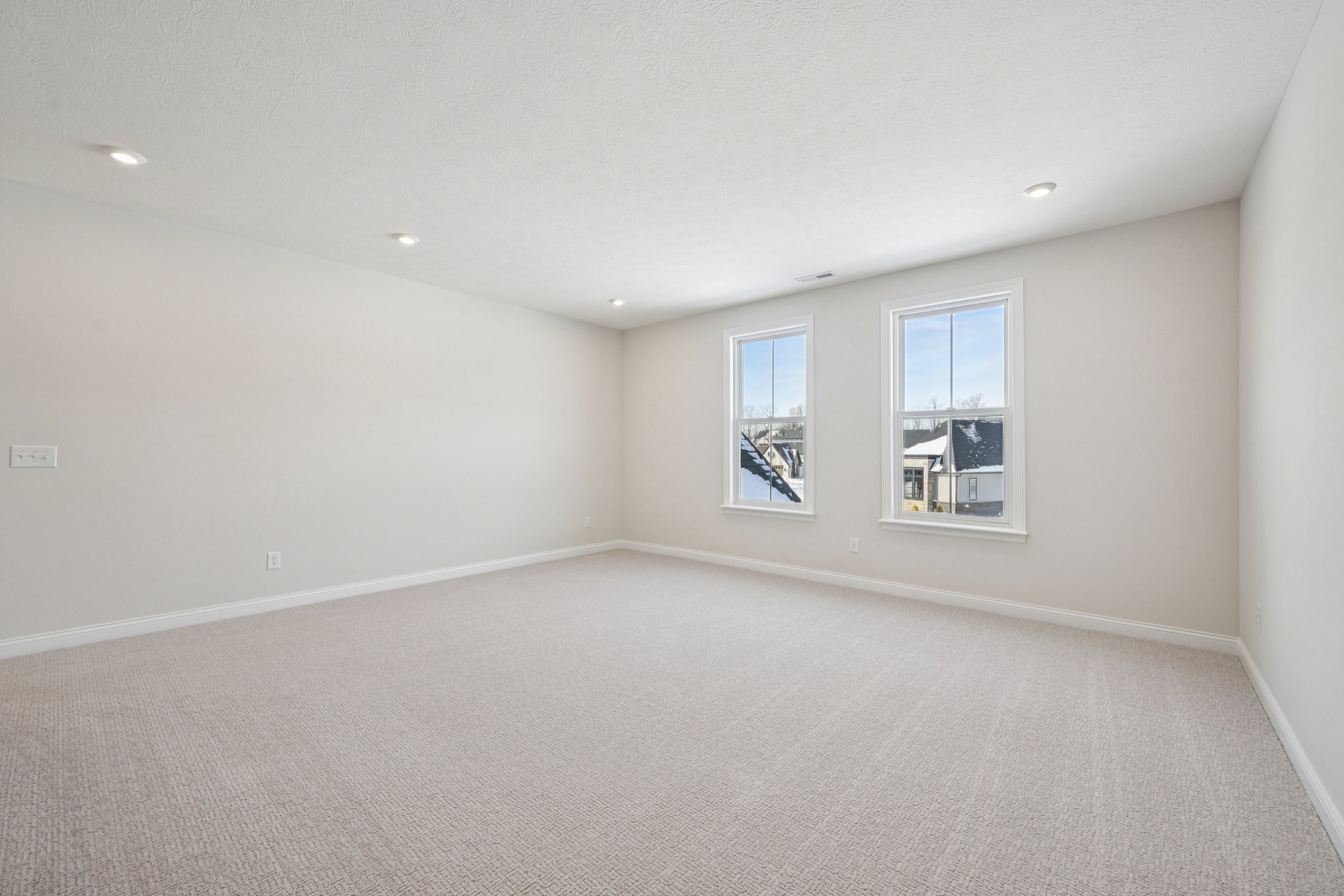 Thornborough Dr-S3001-039.jpg