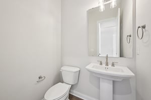 Thornborough Dr-S3001-021.jpg