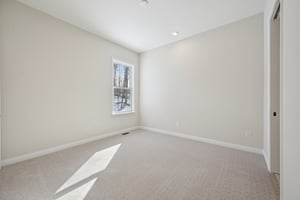 Thornborough Dr-S3001-023.jpg