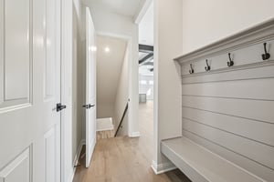 Thornborough Dr-S3001-026.jpg