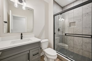 Thornborough Dr-S3001-027.jpg