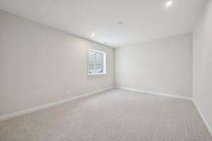 Thornborough Dr-S3001-029.jpg